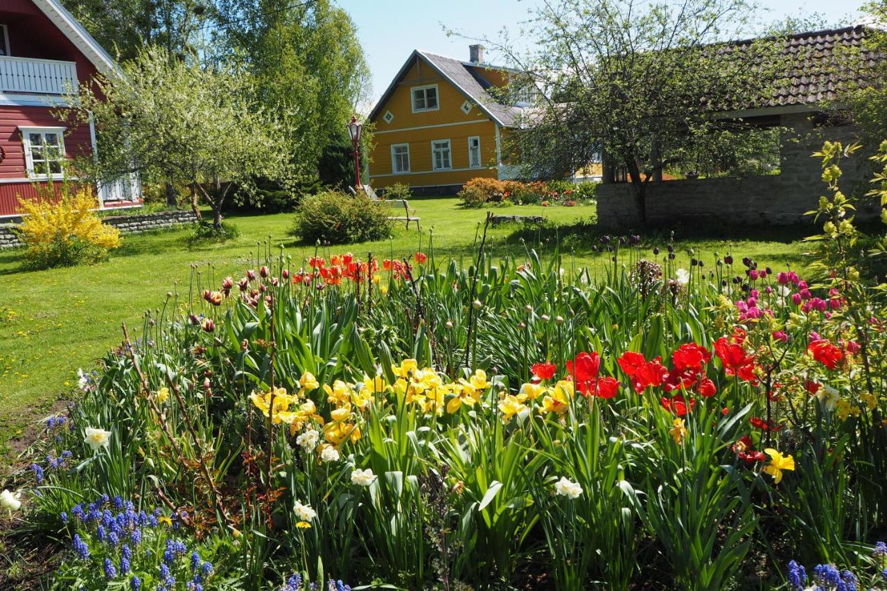 Gasthaus Leesi Puhkemaja Exterior foto
