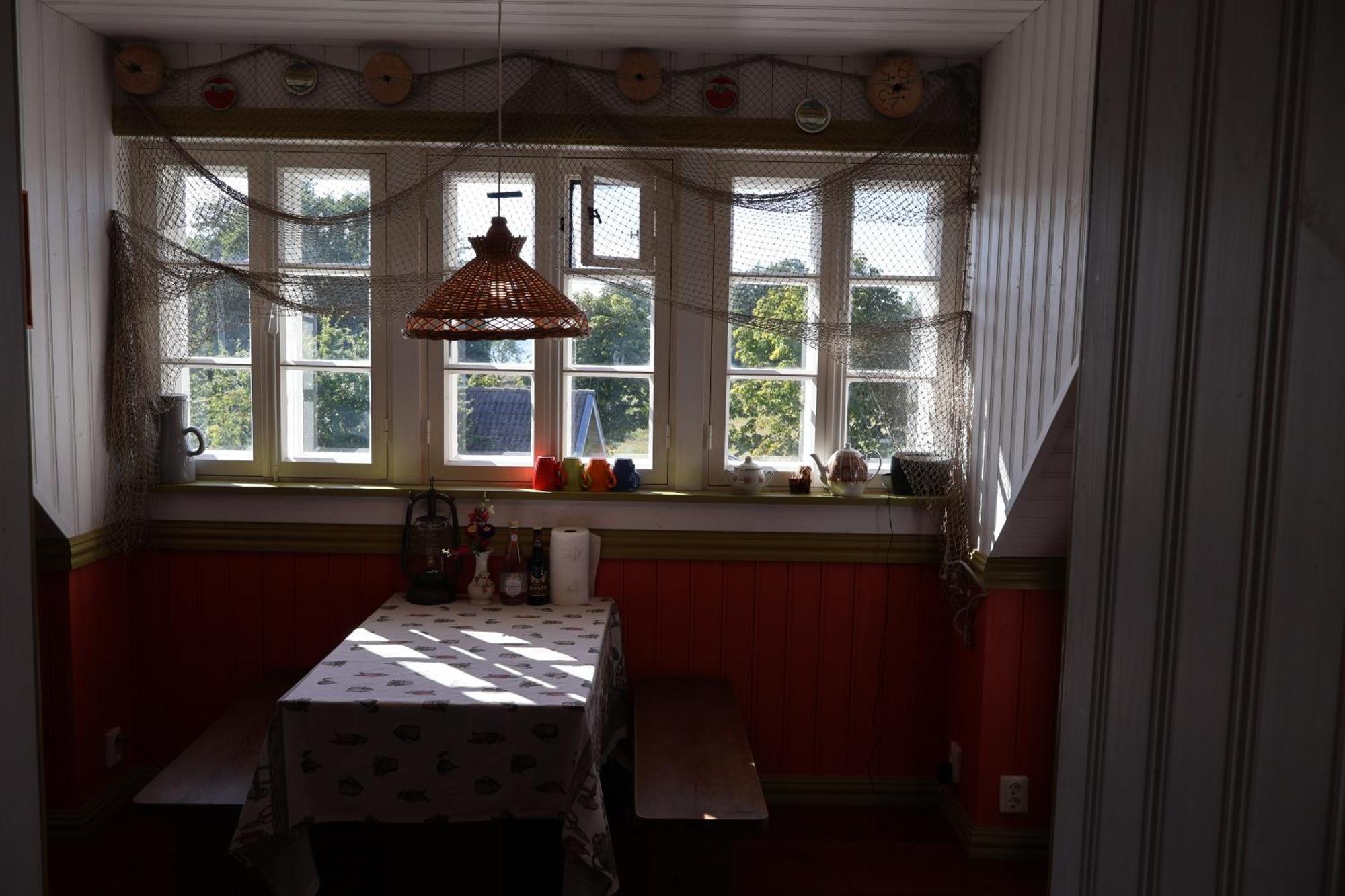 Gasthaus Leesi Puhkemaja Exterior foto