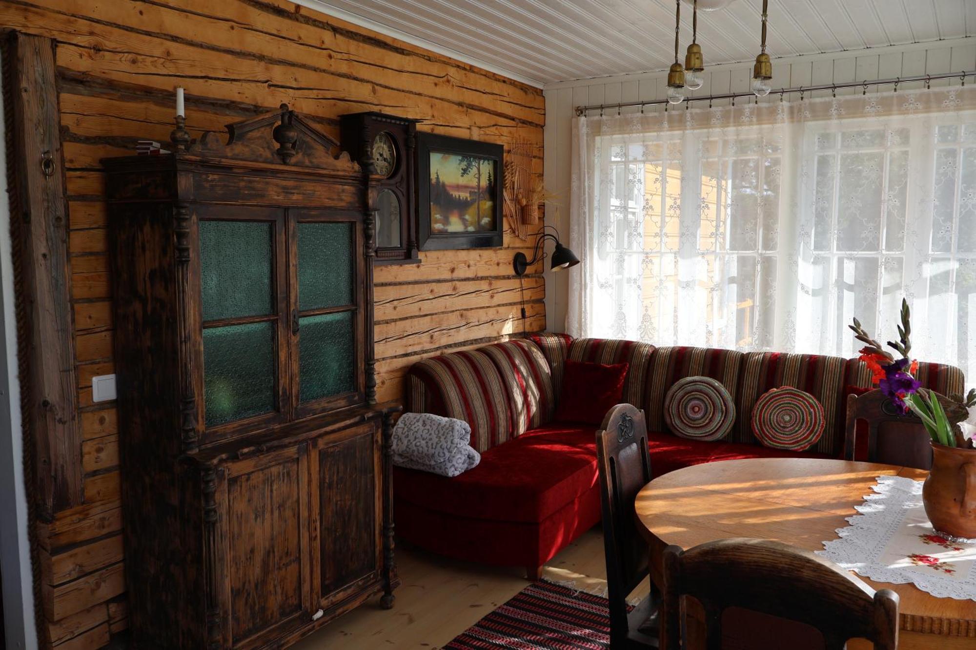 Gasthaus Leesi Puhkemaja Exterior foto